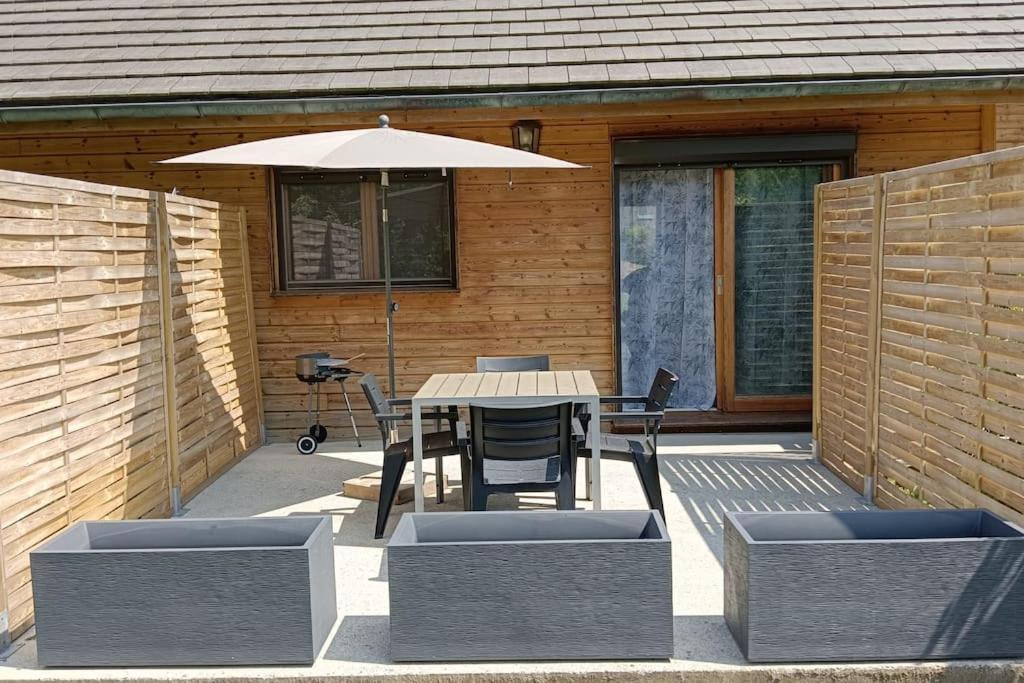 Chalet 2 Chambres En Savoie Pour 1 A 4 Personnes Gerbaix Экстерьер фото